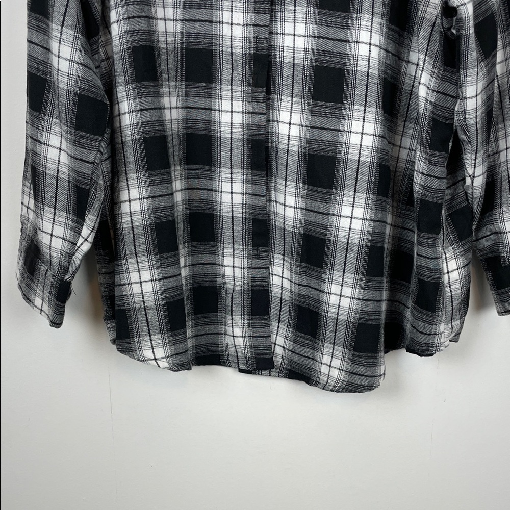 Shein Streetwear Plaid Flannel Oversized Shirt with Positive Flower Graphic 3X - Picture 5 of 8